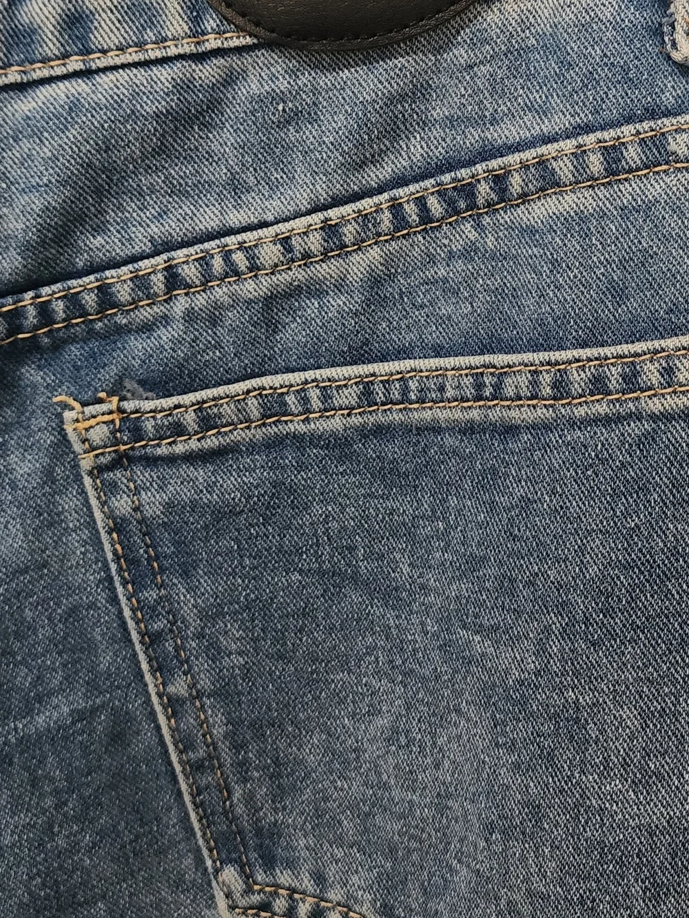 Women’s Straight Leg Distressed Jeans - Blue Sz LRG